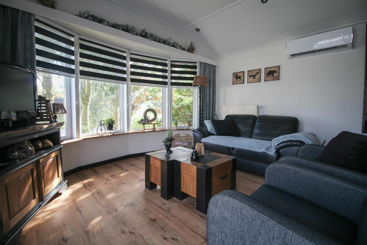 Sfeervol Chalet Op De Veluwe Пюттен Экстерьер фото