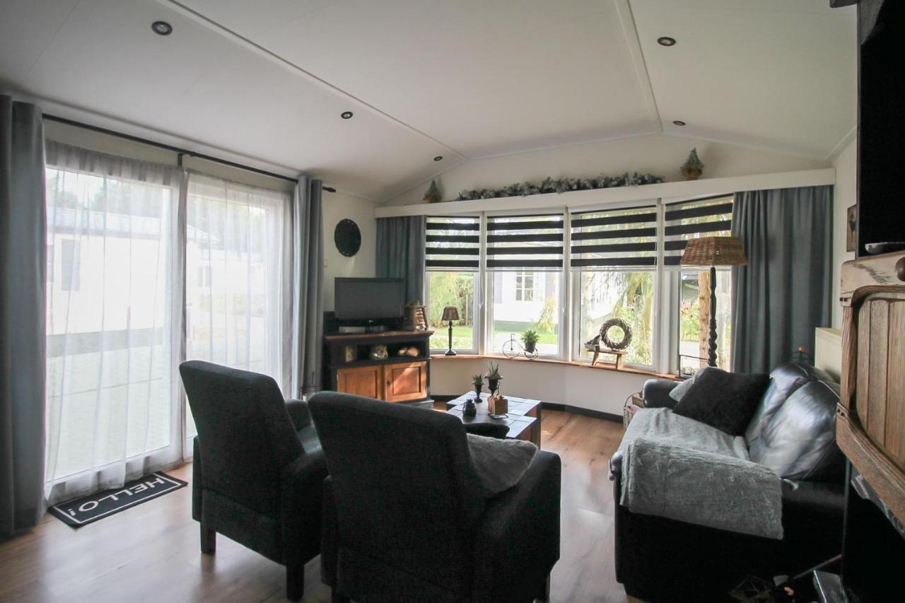 Sfeervol Chalet Op De Veluwe Пюттен Экстерьер фото